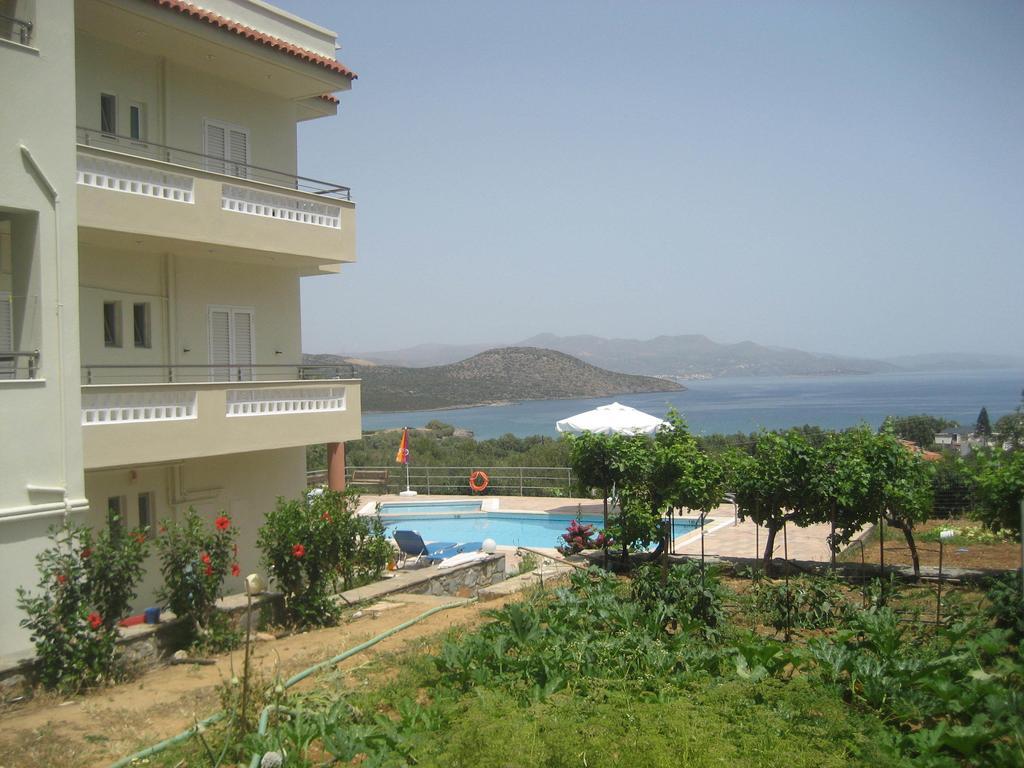 Stelios Apartments Istron Exterior foto