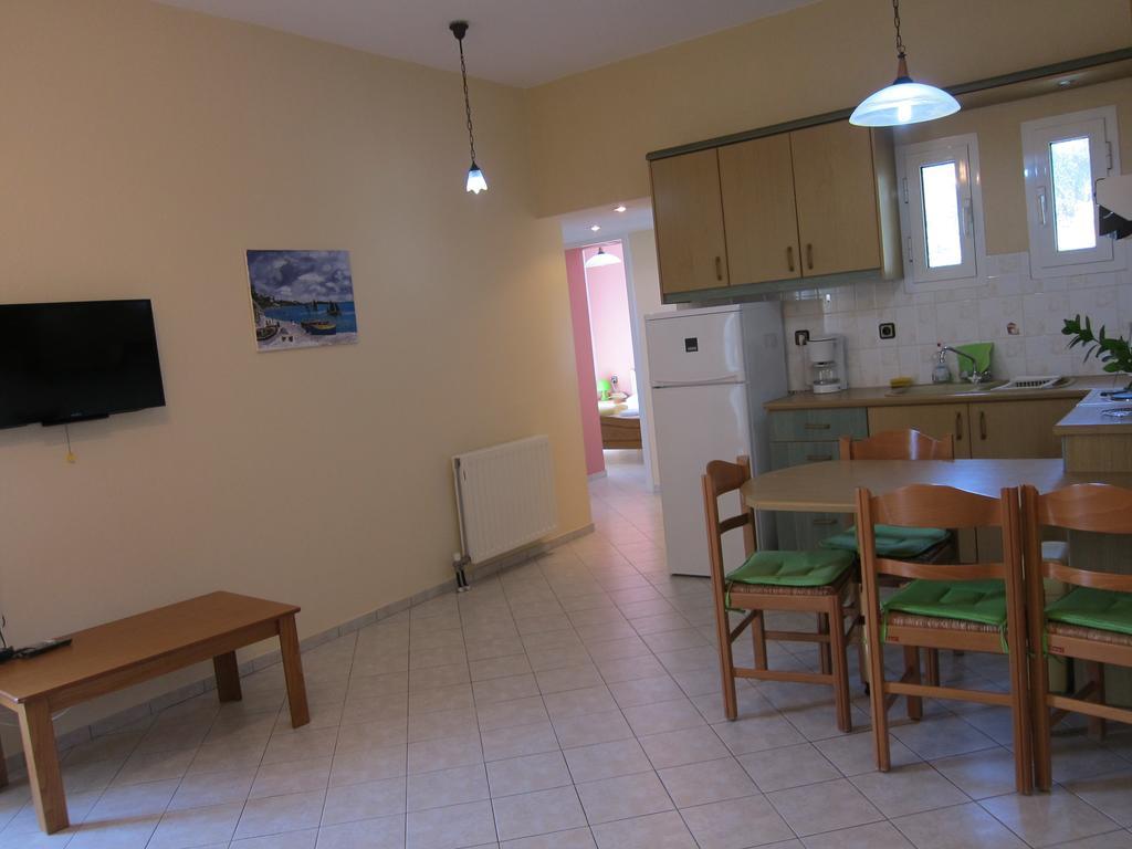 Stelios Apartments Istron Exterior foto